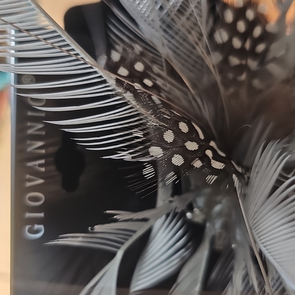 Elegant Feather Fascinator For Hats - Picture 5 of 8